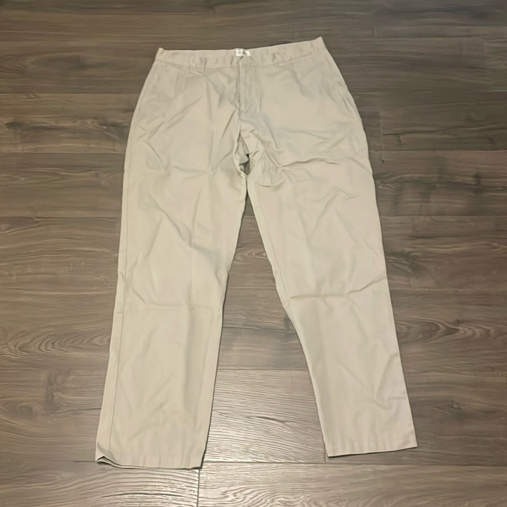 Men’s Austin Clothing Co Khaki Pants, Size 18 Long